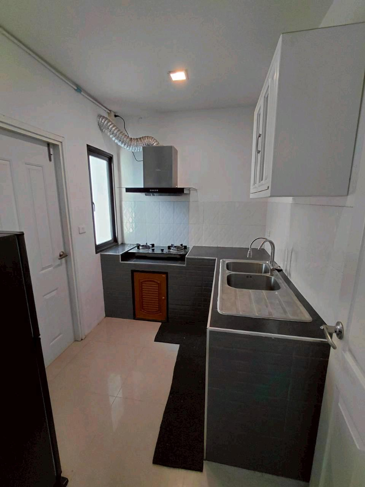 ให้เช่าบ้านนวมินทร์ รามอินทรา : 🏡 ให้เช่า โกลเด้นท์ เพรสทีช สุขาภิบาล5 พร้อมเข้าอยู่