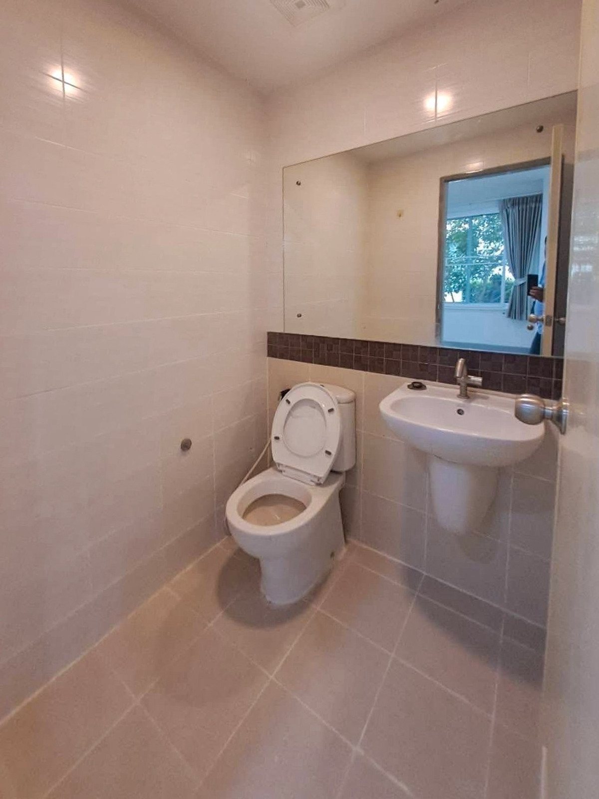 ขายทาวน์โฮมพัฒนาการ ศรีนครินทร์ : ทาวน์ อเวนิว พระราม 9 / 3 ห้องนอน (ขาย), Town Avenue Rama 9 / 3 Bedrooms (FOR SALE) BZD172