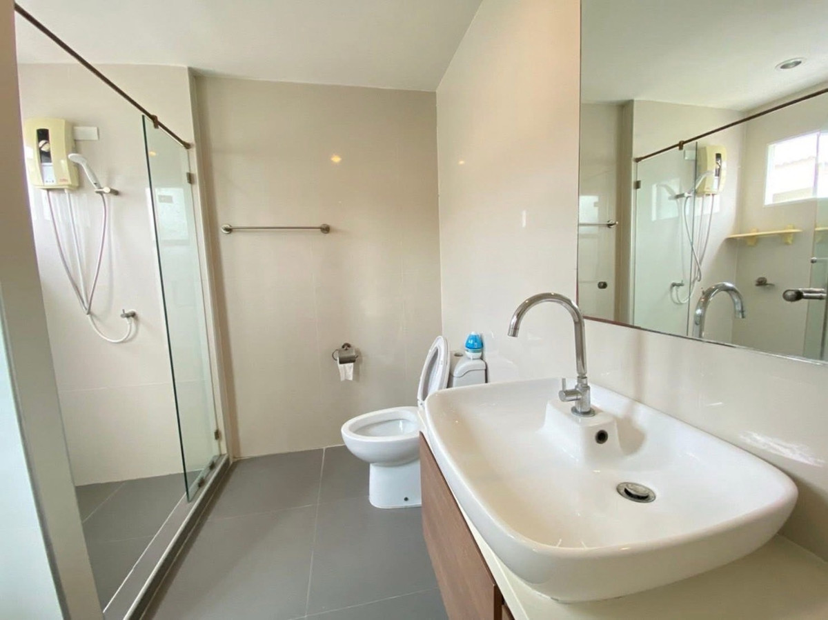 ให้เช่าทาวน์โฮมพัฒนาการ ศรีนครินทร์ : ให้เช่า ทาวน์โฮม 3 ชั้น 20.10 ตร.วา หน้ากว้าง 5.5 ตร.ม 3ห้องนอน 3ห้องน้ำ พาทิโอ พัฒนาการ 38 🔥 รับสัตว์เลี้ยง🐱💰 30,000 บาท/เดือน 