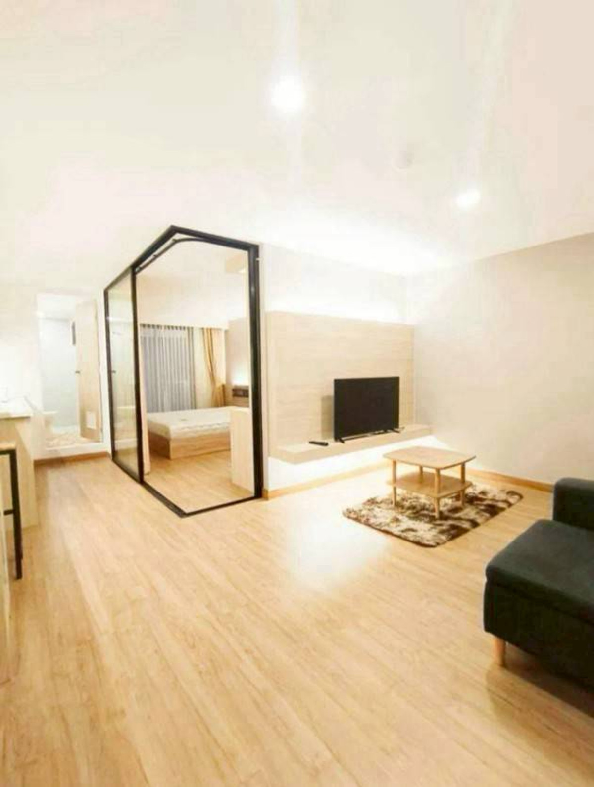 ให้เช่าคอนโดบางนา แบริ่ง ลาซาล : #L167 🎉 250369 ให้เช่าคอนโด เลเวล คอนโด