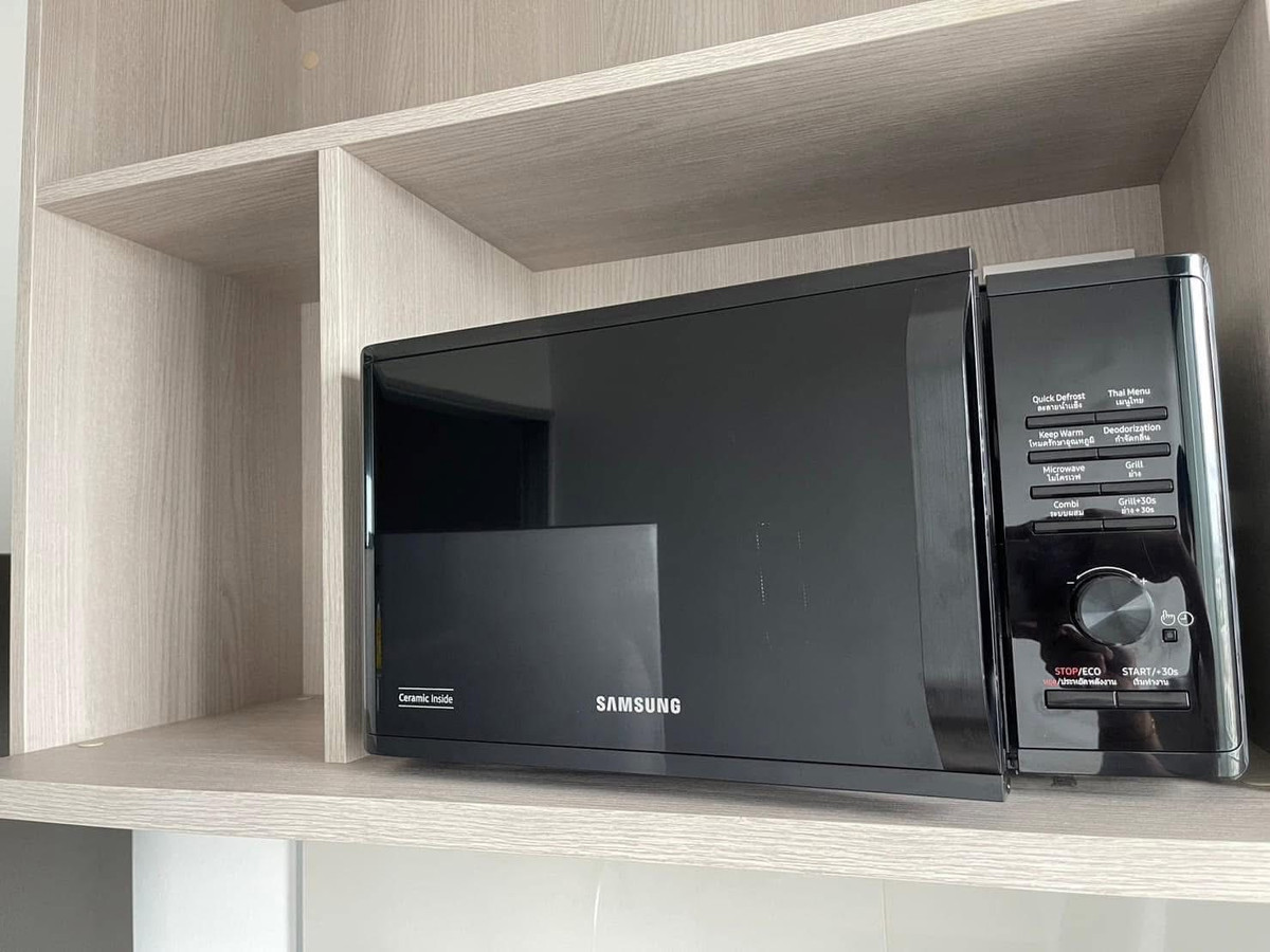 ให้เช่าคอนโดท่าพระ ตลาดพลู วุฒากาศ :  ⭐️ Elio Sathorn - Wutthakat ⭐️ 1 ห้องนอน ขนาด 33 ตรม. มีเฟอร์นิเจอร์ครบครัน