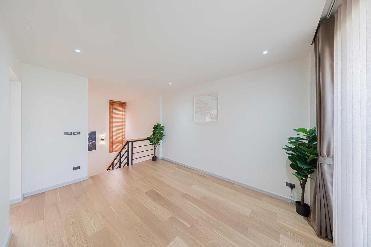 ขายบ้านโชคชัย4 ลาดพร้าว71 : [ขาย] ✨ บ้านเดี่ยว 3 ชั้น สไตล์ Modern Luxury พรีเมียมที่สุดในลาดพร้าว 101 | Feel Town ✨ แต่งครบ พร้อมลากกระเป๋าเข้าอยู่! เพียง 13.99 ล้าน (Rare Item มีเพียง 9 หลังในโครงการ!)