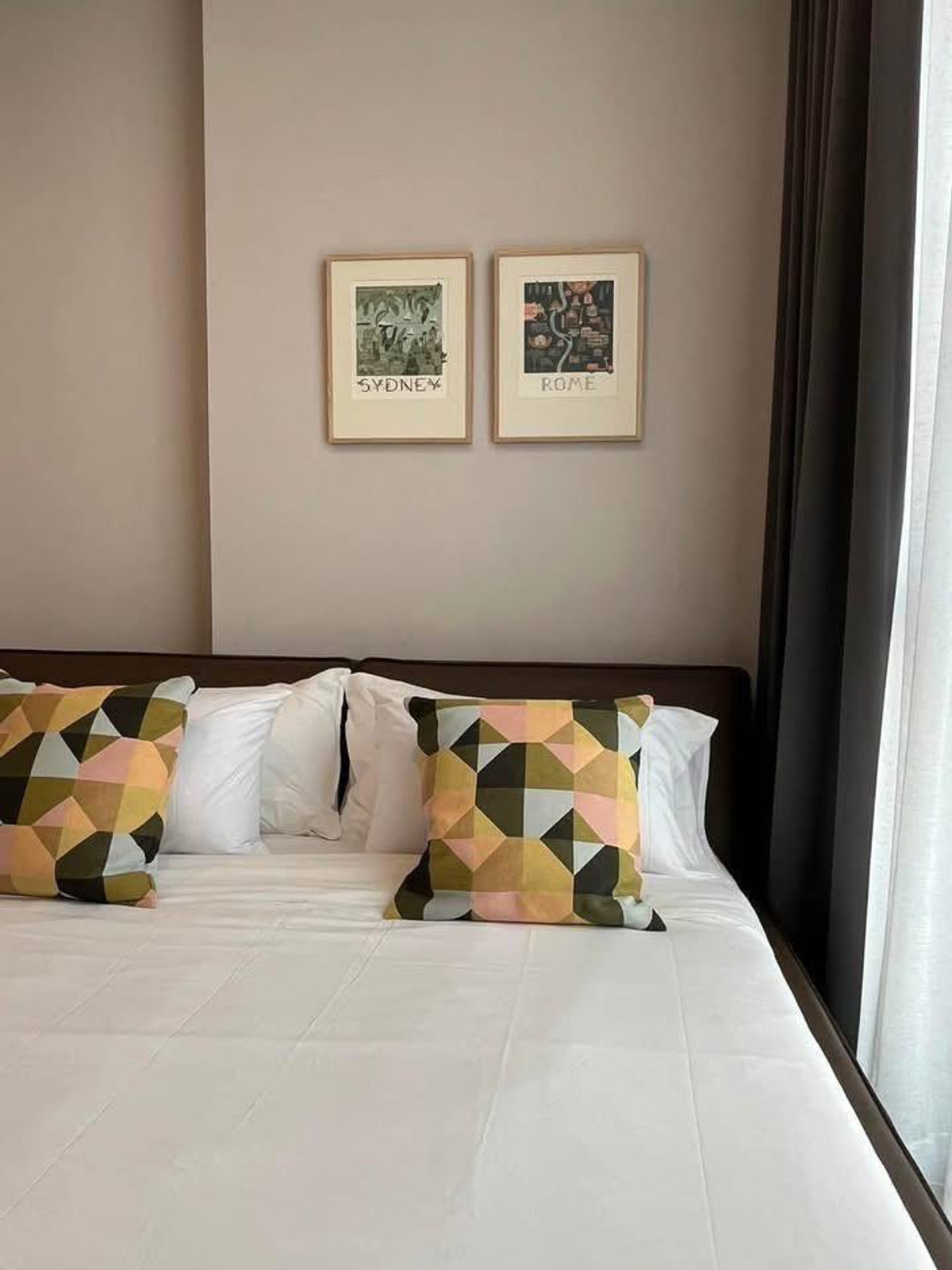 ให้เช่าคอนโดสุขุมวิท อโศก ทองหล่อ : ปล่อยเช่า คอนโด Luxury ใกล้ BTSทองหล่อ | Laviq Sukhumvit 57 | 1 ห้องนอนชั้นสูง ใกล้ Market Place ทองหล่อ มีรถรับ-ส่งBTS