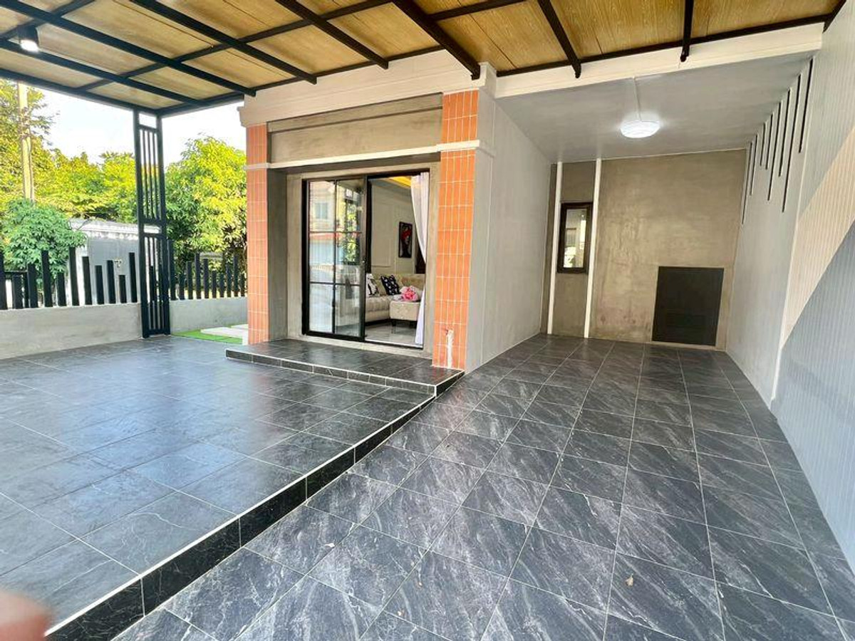 ขายทาวน์โฮมพัฒนาการ ศรีนครินทร์ : ขายด่วน❗️ทาวน์โฮม2ชั้น พฤกษาวิลล์ 50/2 ซอยมีสทีน รามคำแหง 