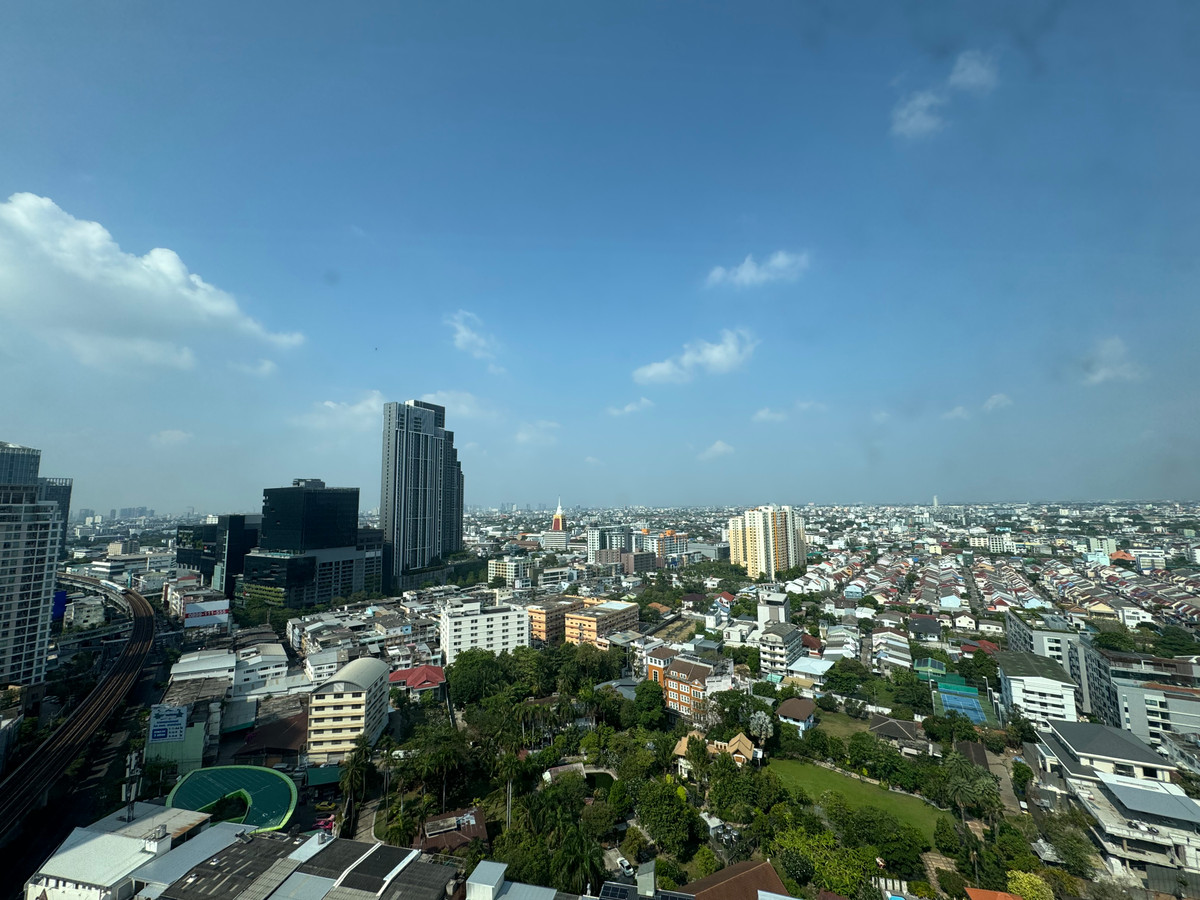 ขายคอนโดอ่อนนุช อุดมสุข : เพียง 100 เมตร จาก บีทีเอส อุดมสุข คอนโดพร้อมอยู่ 2ห้องนอน 2ห้องน้ำ ขนาด 82.5 ตารางเมตร
