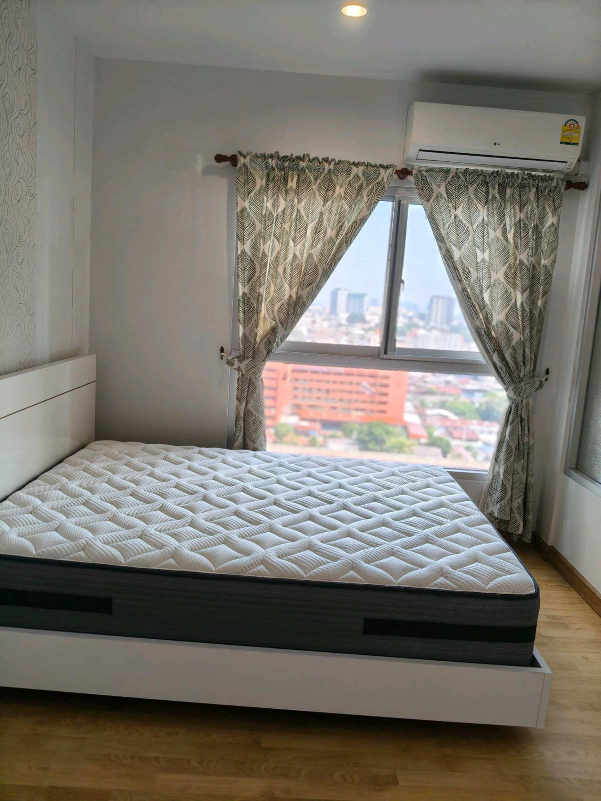 ให้เช่าคอนโดท่าพระ ตลาดพลู วุฒากาศ : ให้เช่าคอนโด 1 ห้องนอน เดอะพาร์คแลนด์ตากสิน-ท่าพระ ห้องพร้อมอยู่