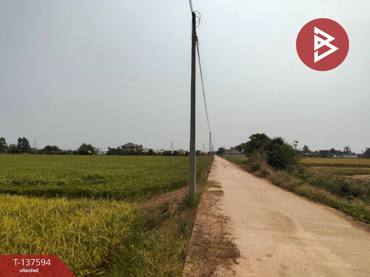 For SaleLandPhitsanulok : Land for sale, area 3 rai 1 ngan 65.8 square wah, Ban Krang Subdistrict, Phitsanulok.