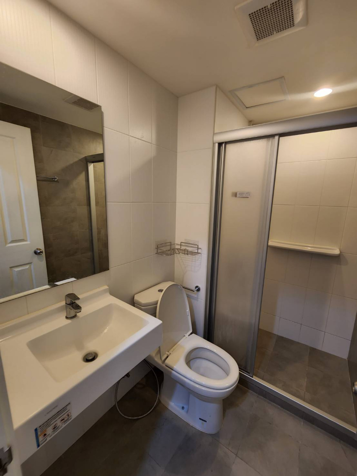 For RentCondoRama3 (Riverside),Satupadit : Condo for rent, U Delight Residence Riverfront Rama 3 (U Delight Residence Riverfront Rama 3) with furniture + washing machine, only 11,000 baht.