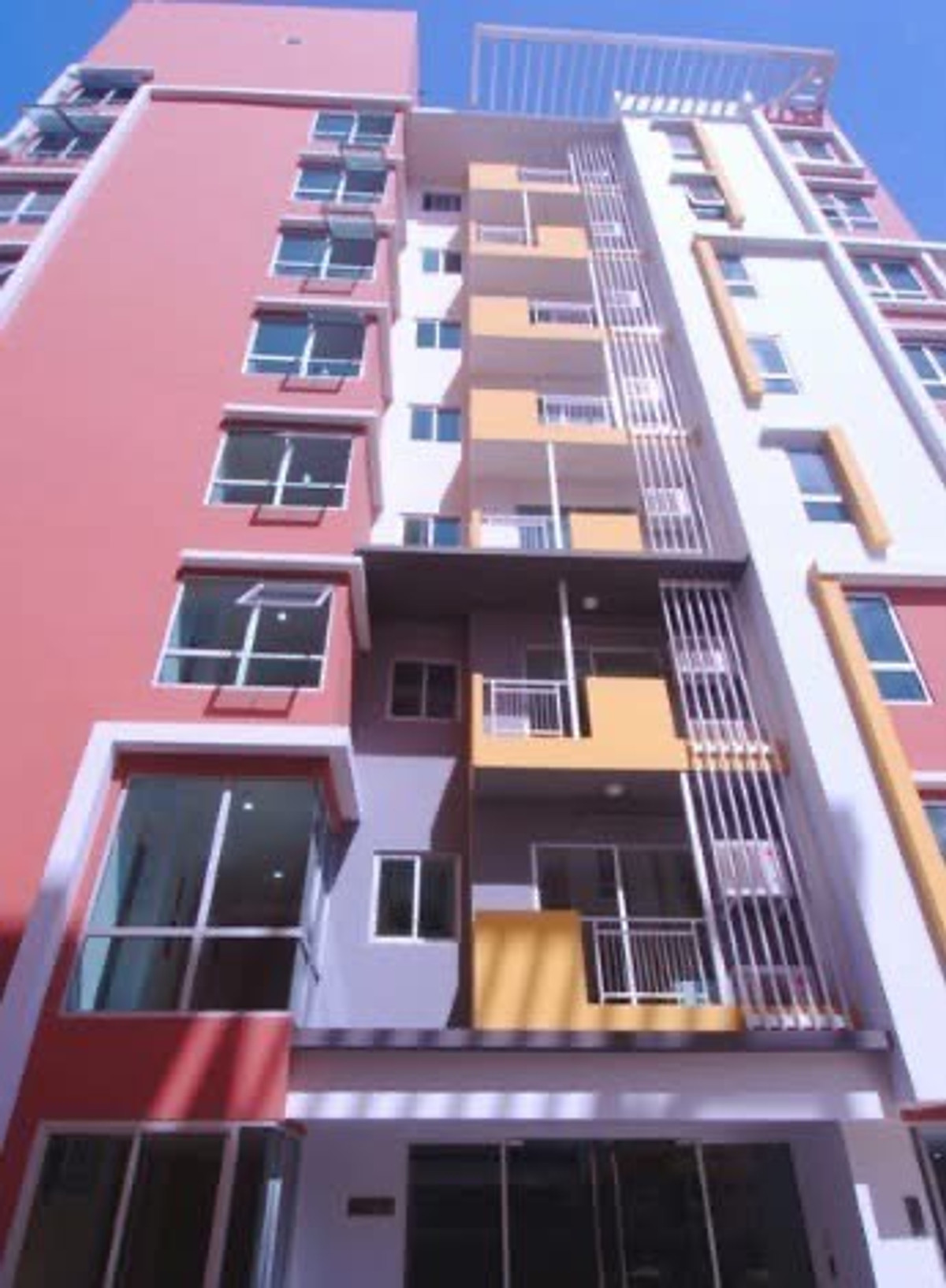 ขายคอนโดอ่อนนุช อุดมสุข : ขายด่วน 📍 My Condo Sukhumvit 103 📍 ห้องมุม ฟอร์และเครื่องใช้ไฟฟ้า ใกล้ bts อุดมสุข