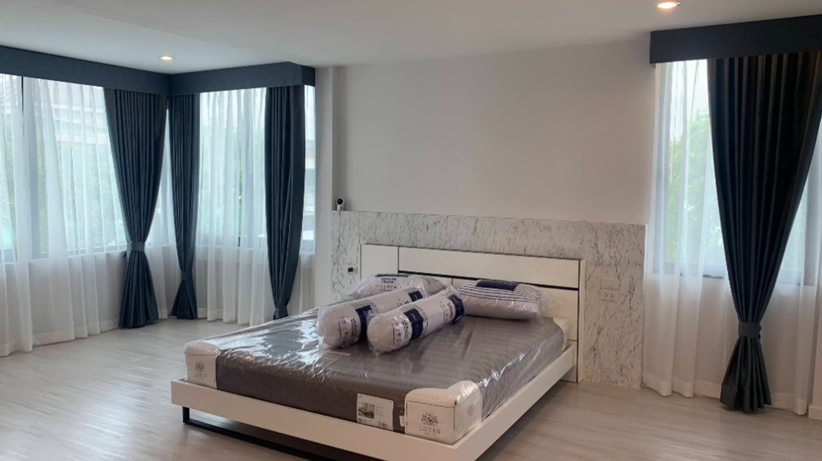 ให้เช่าบ้านโชคชัย4 ลาดพร้าว71 : บ้านเดี่ยว 2 ชั้น รีโนเวทใหม่ สไตล์โมเดิร์น ทำลเดี ให้เช่า ย่านลาดพร้าว-โชคชัย4 ใกล้โรงพยาบาลเปาโล โชคชัย 4 เพียง 2 กม.