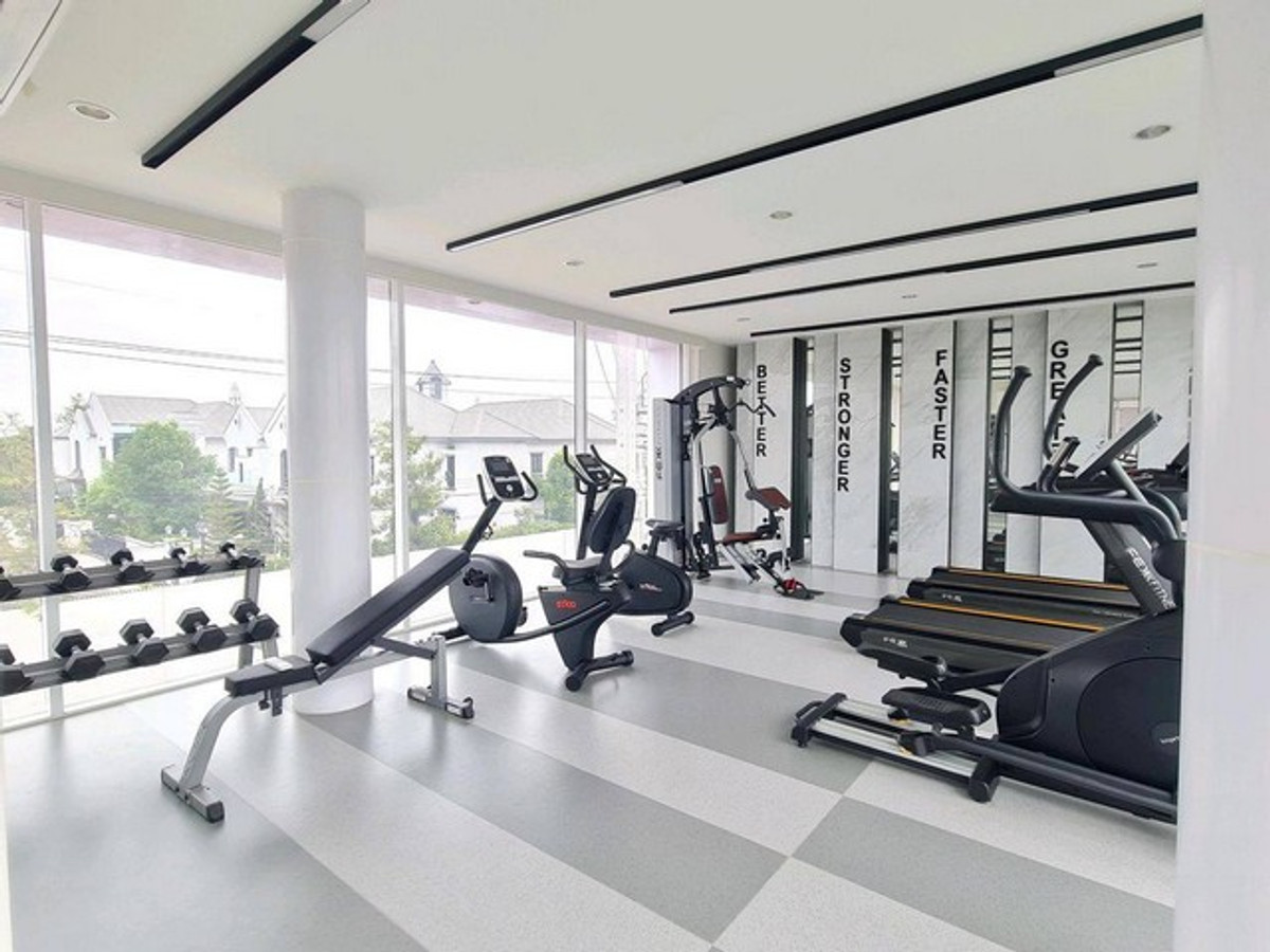 ให้เช่าบ้านพัฒนาการ ศรีนครินทร์ : HR3352ให้เช่า/ขาย บ้านเดี่ยว 3 ชั้น หลังใหญ่ Nirvana ABSOLUTE กรุงเทพกรีฑา กรุงเทพกรีฑาตัดใหม่ โซนพิเศษติดพื้นที่ส่วนกลาง ใกล้คลับเฮ้าส์เพียงไม่กี่ก้าว