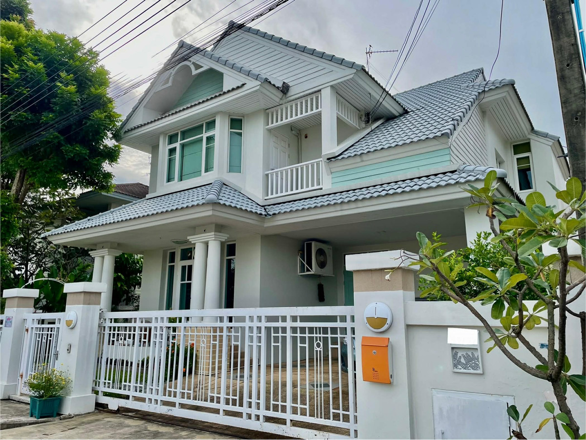 ขายบ้านนวมินทร์ รามอินทรา : Bangkok Boulevard รามอินทรา 3 / 4 ห้องนอน (ขาย), Bangkok Boulevard Ram Inthra 3 / 4 Bedrooms (FOR SALE) MNT040