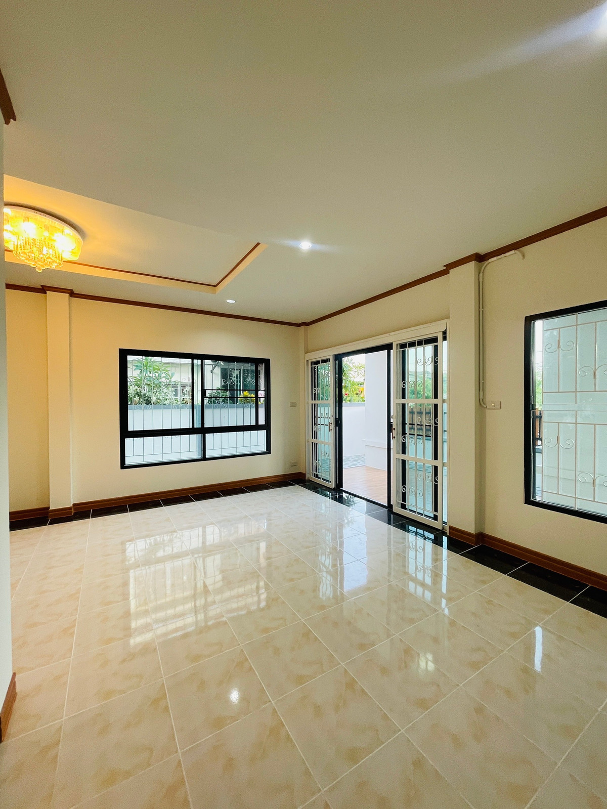 For SaleHouseNonthaburi, Bang Yai, Bangbuathong : Single house for sale, Imperial Laguna 2, Bang Bua Thong, 56 sq m, newly decorated, lots of space, free transfer.