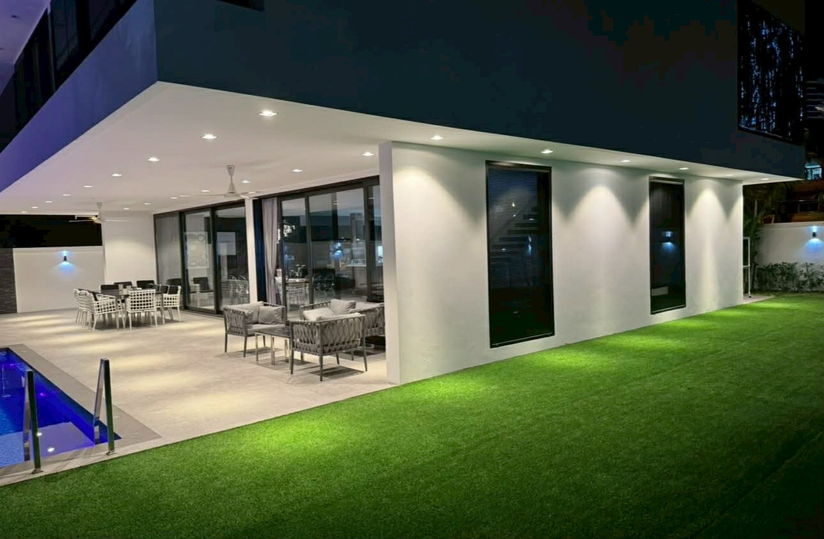 ขายพัทยา บางแสน ชลบุรี สัตหีบ : บ้านหรูสำหรับขาย เมืองพัทยา ชลบุรี