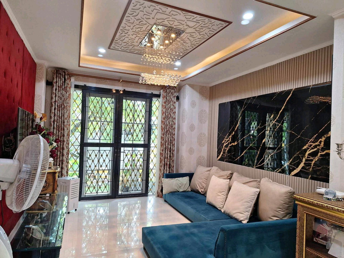 ขายบ้านลาดกระบัง สุวรรณภูมิ : ขายด่วนบ้านเดี่ยวถูกสุด โครงการ ภัทรา อ่อนนุช - วงแหวน 3 ห้องนอน 3 ห้องน้ำ ราคาเพียง 6,000,000 บาท