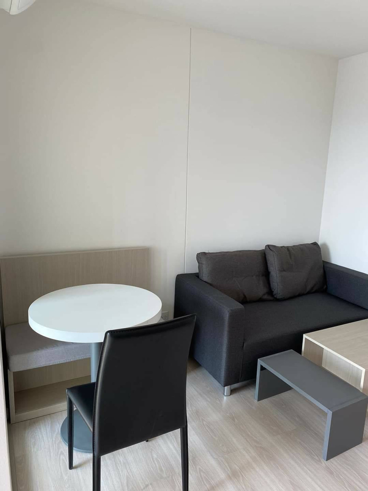 For RentCondoRattanathibet, Sanambinna : 📌 Condo for rent, Skyline Rattanathibet, 27th floor, size 31 sq m., has washing machine.