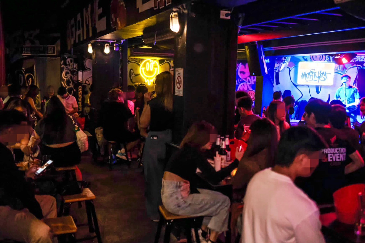 เซ้งร้านค้า/ตลาดนัดเกษตรศาสตร์ รัชโยธิน : ไม่มีค่าเซ้งร้าน ร้านเหล้า พร้อมอุปกรณ์ ย่านบางเขน พหลโยธิน 53 ติด BTS กรมทหารราบ 11