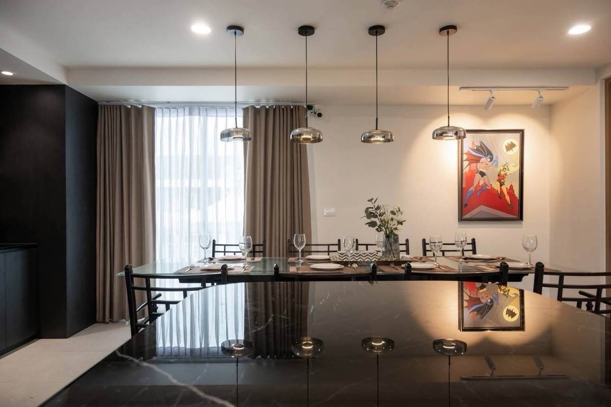 For SaleHome OfficeSapankwai,Jatujak : For sale 🏢 Luxurious 5-story home office with elevator + private swimming pool.
Saphan Khwai - Ari location | Modern Luxury design