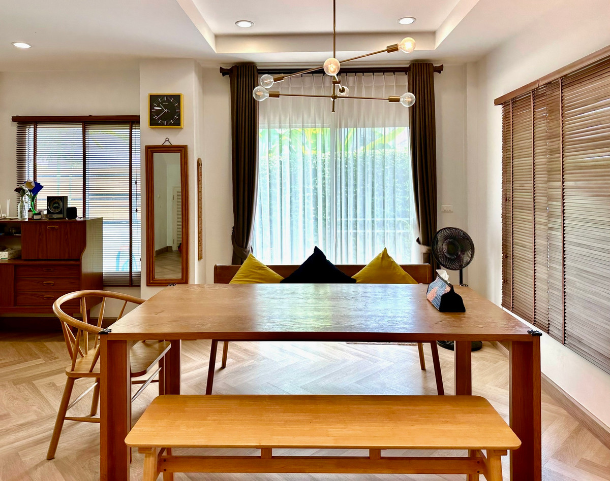 ขายบ้านมีนบุรี-ร่มเกล้า : ขายบ้านเดี่ยว 2 ชั้น Perfect Place รามคำแหง 164 Private Zone บ้านสวยบรรยากาศร่มรื่น ครัวขนาดใหญ่ พร้อมห้องอเนกประสงค์ อยู่สบาย ใกล้รถไฟฟ้าและกรุงเทพกรีฑาตัดใหม่