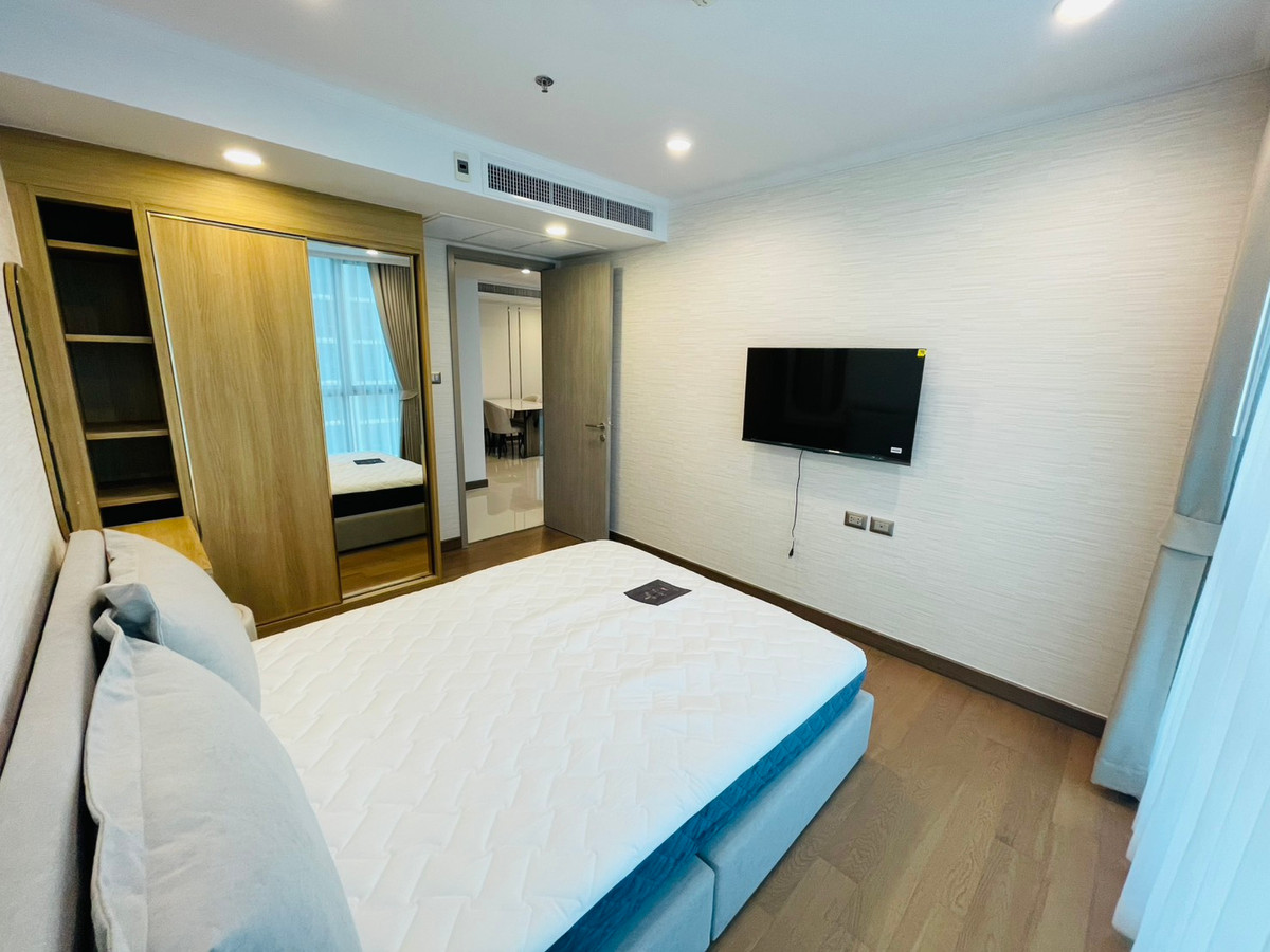 For RentCondoSukhumvit, Asoke, Thonglor : For rent, Supalai Oriental Sukhumvit 39 (101 sq m.), 2 bedrooms, 2 bathrooms, ready to move in.