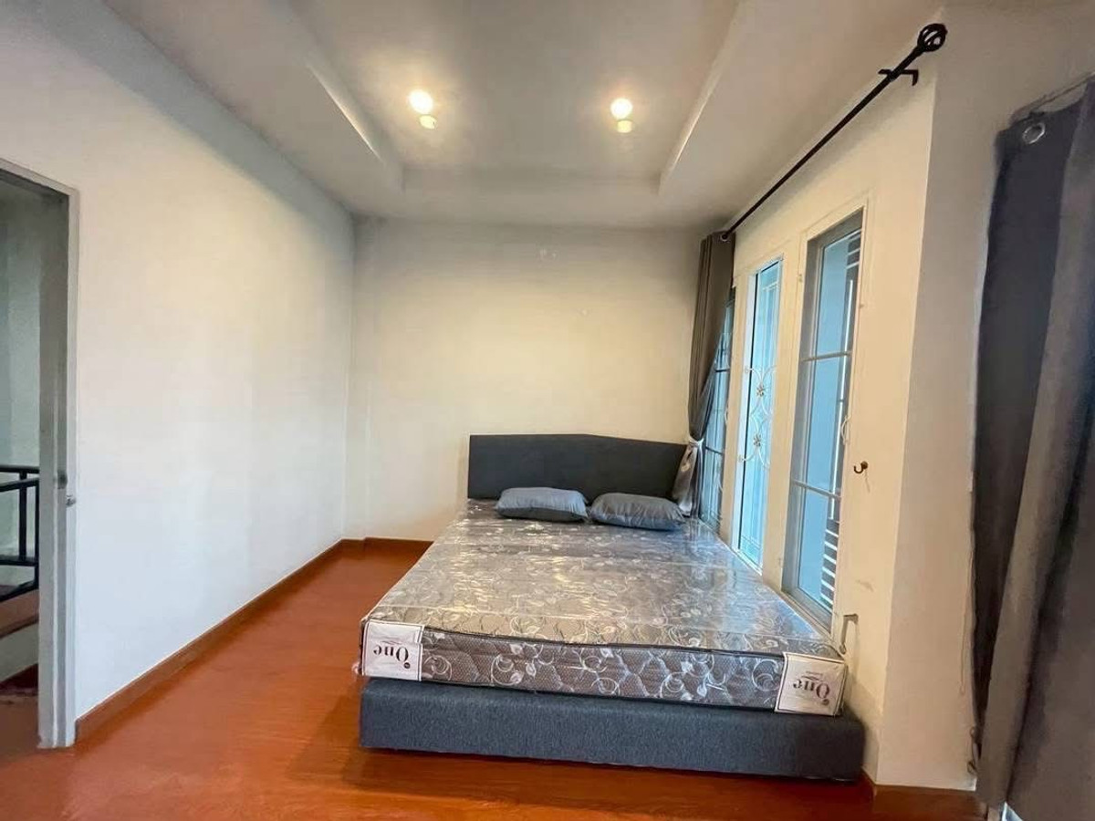 For RentTownhomeChiang Mai : Townhome for rent, 2 floors, area 125 sq m., everyday village project, 3 bedrooms.