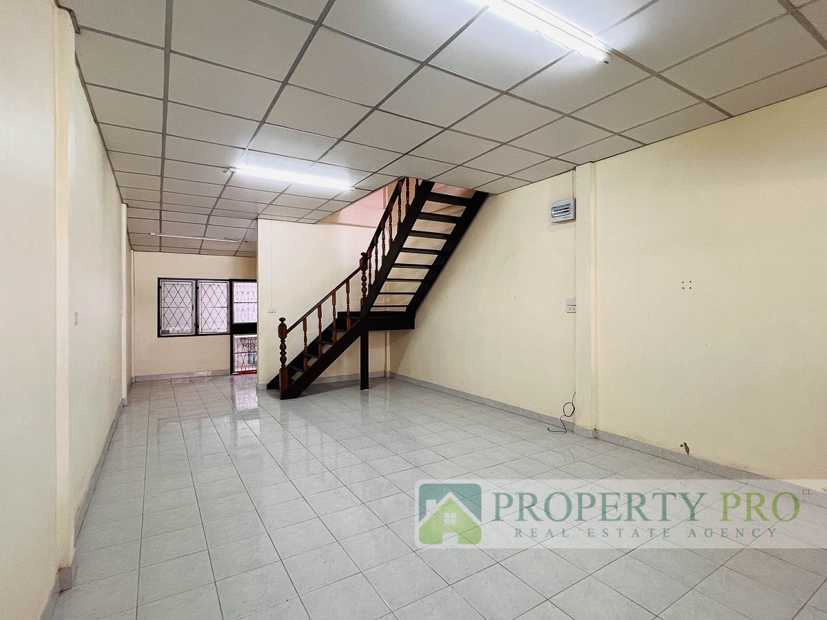 For RentTownhomeNonthaburi, Bang Yai, Bangbuathong : House for Rent Baan Bua Thong, 2 bedroom 16 sq wah 80 sqm Good Condition Near MRT Khlong Bang Phai, Central Westgate, Bang Bua Thong, Rattanathibet : EL26R-008