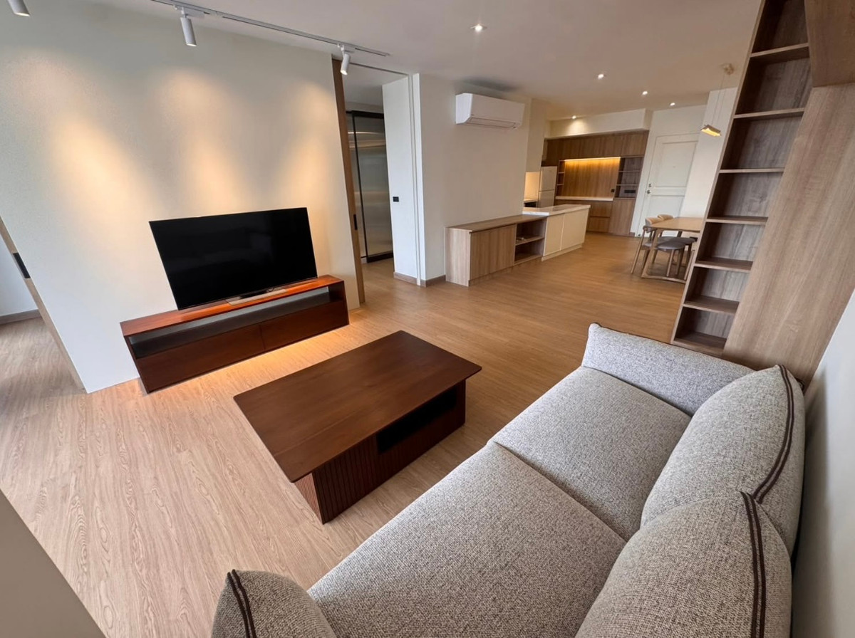 For RentCondoSukhumvit, Asoke, Thonglor : Rent :: LAKE AVENUE SUKHUMVIT 16 :: Ready to move in Call 063-6165390