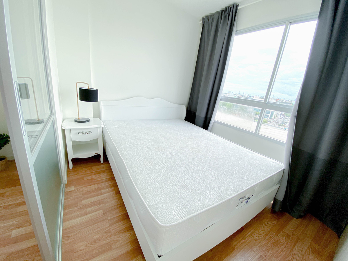 For RentCondoLadkrabang, Suwannaphum Airport : (VDO photo) Condo for rent Lumpini Ville On Nut-Lat Krabang 2 #only 6500, there is a washing machine.