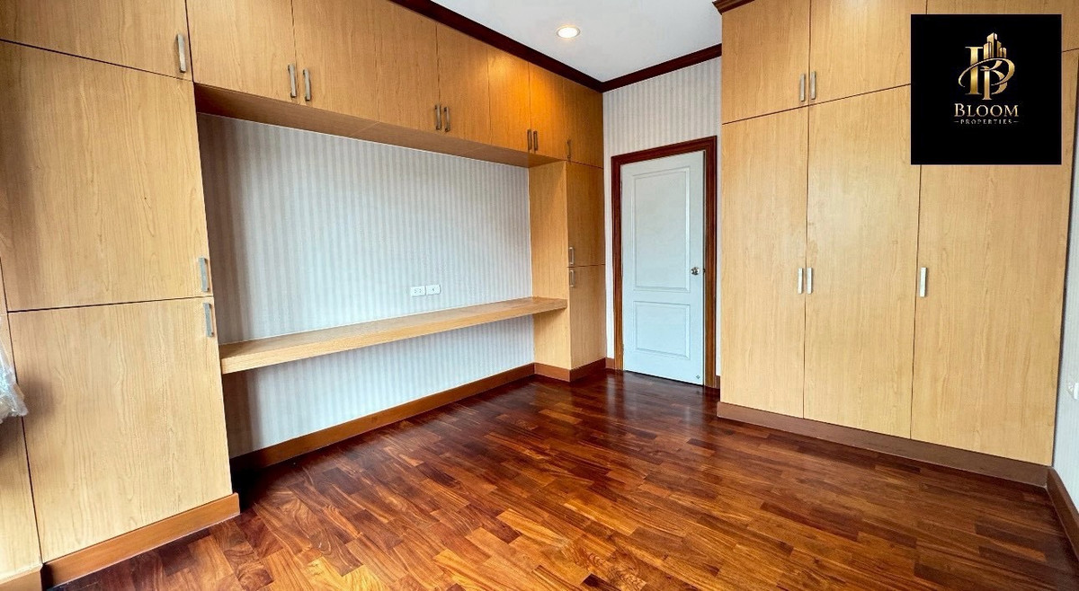 ขายบ้านนวมินทร์ รามอินทรา : ( 𝐅𝐨𝐫 𝐒𝐚𝐥𝐞 )🏠 Life bangkok boulevard Ramintra 105