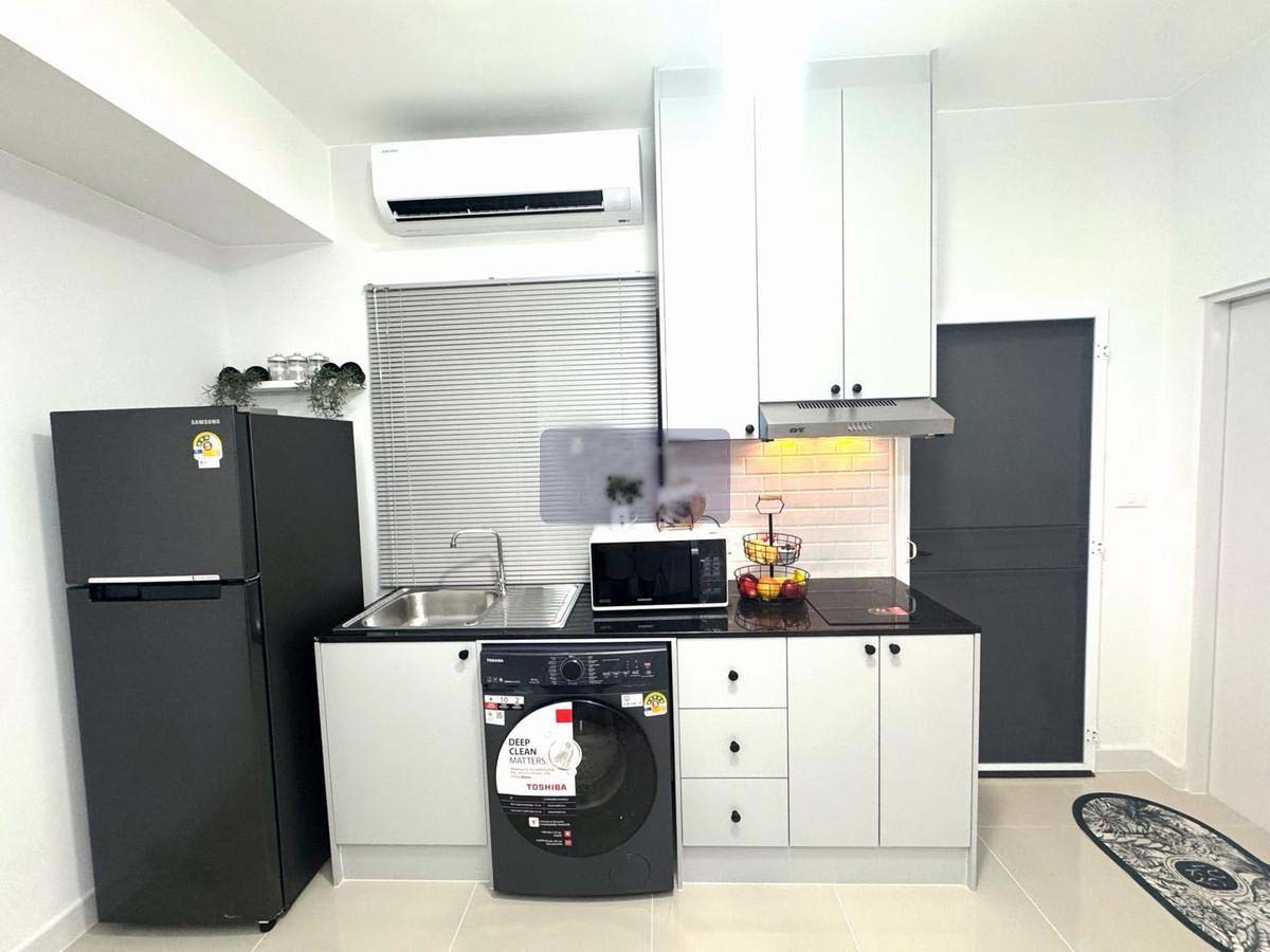 ให้เช่าทาวน์โฮมบางนา แบริ่ง ลาซาล : ทาวน์โฮม 2 ชั้น พร้อมเฟอร์นิเจอร์ ตกแต่งสวยงาม ให้เช่า ย่านบางนา-บางพลี ใกล้เมกาบางนา เพียง 2 กม.