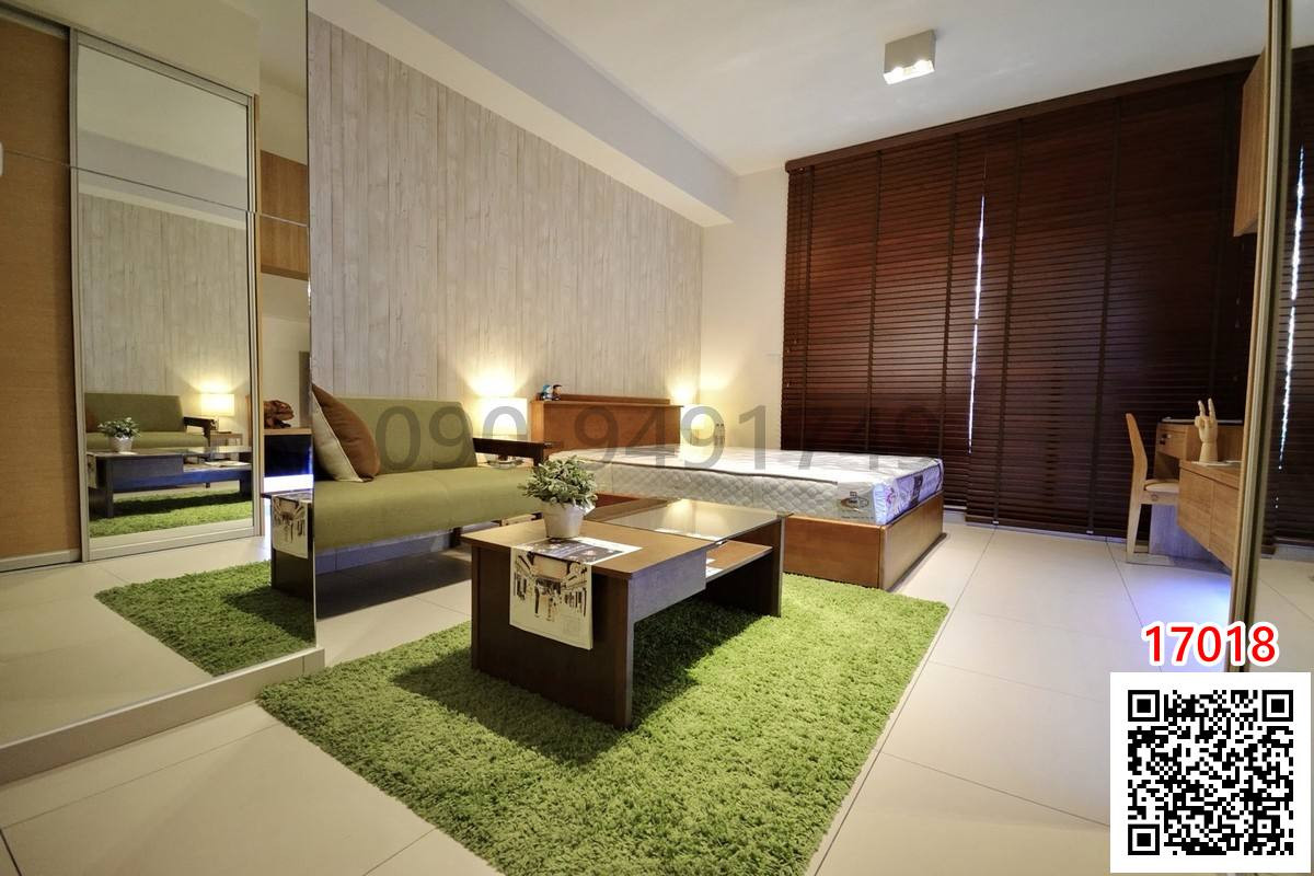 For RentCondoSukhumvit, Asoke, Thonglor : Condo for rent: Lofts Ekkamai, large studio room, only 190 meters from BTS Ekkamai.