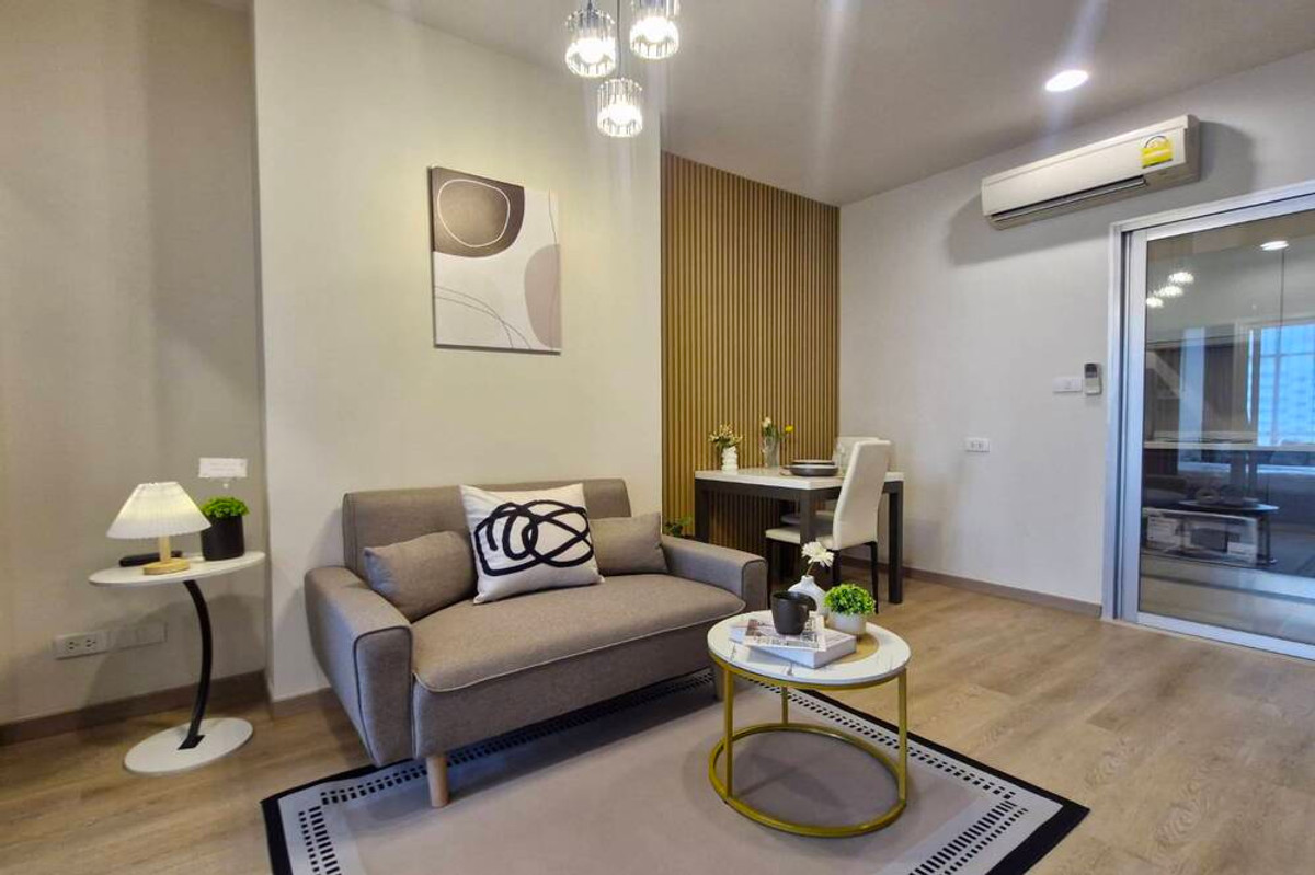 For RentCondoSathorn, Narathiwat : For Rent !! East Facing !! Code C20240600009..........Centric Sathorn St.Louis, 1 bedroom, 1 bathroom, furnished, ready to move in