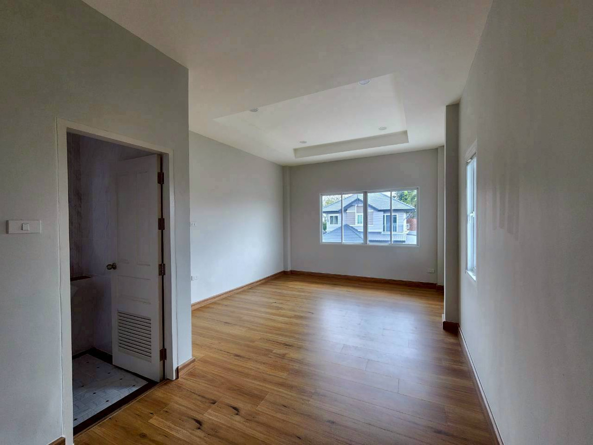 For SaleHouseLadprao101, Happy Land, The Mall Bang Kapi : Single house for sale, newly renovated, Parinyada Kaset-Nawamin.