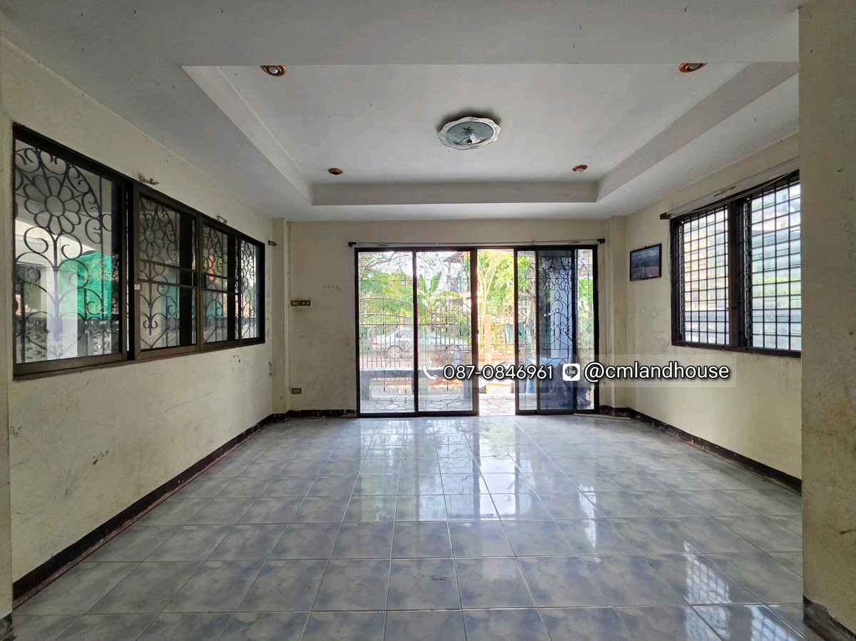 ขายบ้านเชียงใหม่ : ถูกกว่าคุ้มกว่าคอนโด! บ้านวรุณนิเวศน์ ต.แม่เหียะ อ.เมือง ใกล้แยกแม่เหียะ บิ๊กซี แม็คโคร IKEA 2 กม. ใกล้เซ็นทรัลแอร์พอร์ต 4 กม. ใกล้สนามบิน 5 กม. (ขายตามสภาพต้องปรับปรุง)