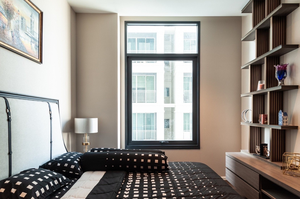 ให้เช่าคอนโดสุขุมวิท อโศก ทองหล่อ : (ปล่อยเช่า) The Diplomat 39 I 1 นอน 54 ตร.ม. ห้องตกแต่งครบ เฟอร์+เครื่องใช้ไฟฟ้าครบ   ㅡ  ใกล้ 🚆BTS พร้อมพงษ์