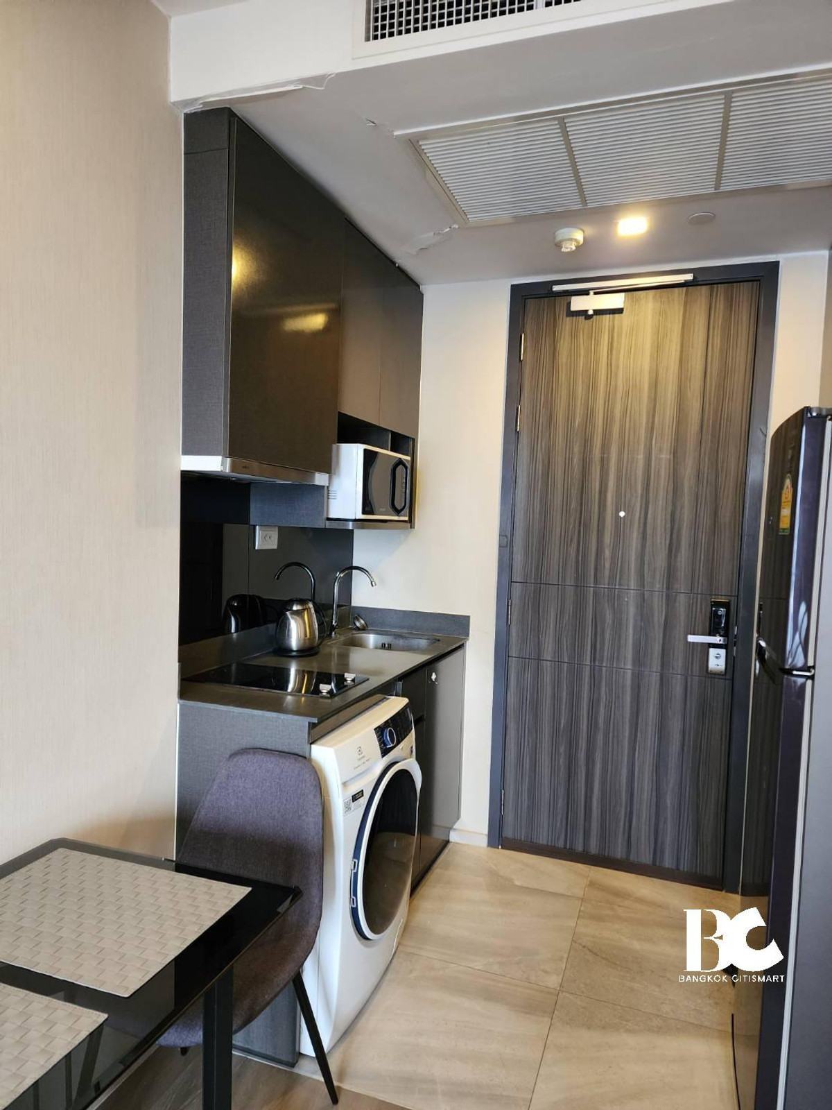 ให้เช่าคอนโดสุขุมวิท อโศก ทองหล่อ : 🔥 HOT DEAL 1 bedroom for rent at Ashton asoke 🔥