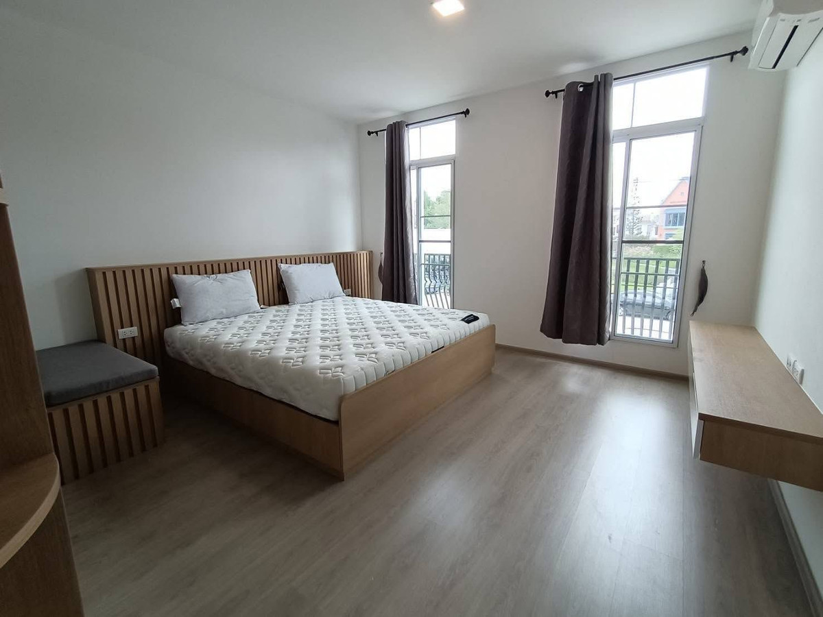 ขายทาวน์โฮมบางนา แบริ่ง ลาซาล : อินดี้ 2 บางนา - รามคำแหง 2 / 3 ห้องนอน (ขาย), Indy 2 Bangna - Ramkhamhaeng 2 / 3 Bedrooms (FOR SALE) POON206