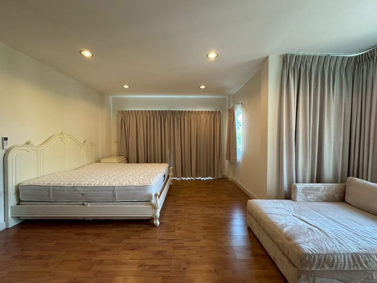 ให้เช่าบ้านนวมินทร์ รามอินทรา : แกรนด์ บางกอก บูเลอวาร์ด รัชดา - รามอินทรา 2 / 3 ห้องนอน (เช่า), Grand Bangkok Boulevard Ratchada - Ramindra 2 / 3 Bedrooms (FOR RENT) MNT050