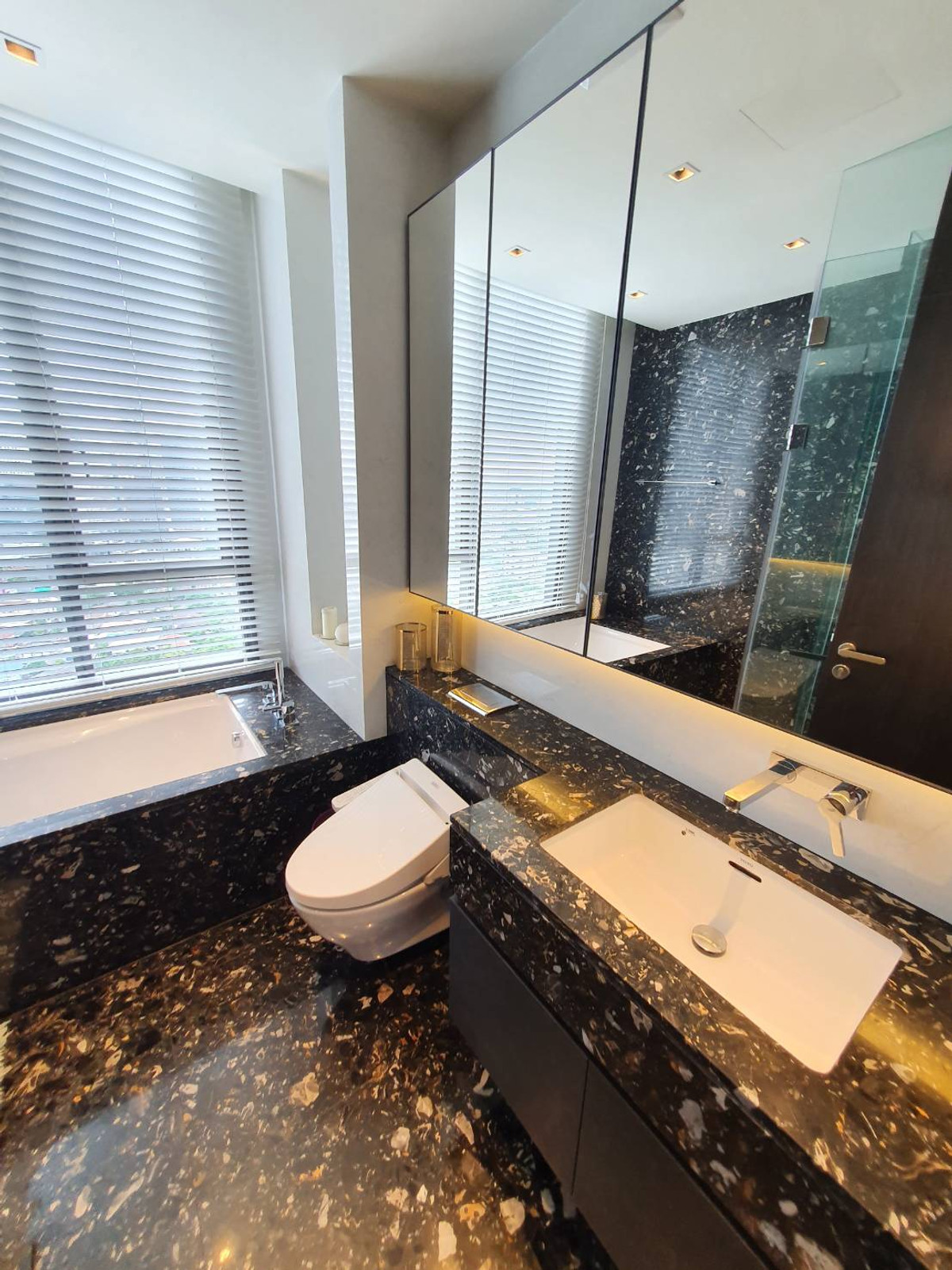 ให้เช่าคอนโดสุขุมวิท อโศก ทองหล่อ : for rent Beatniq 32 // 2b2b // 84 sq.m