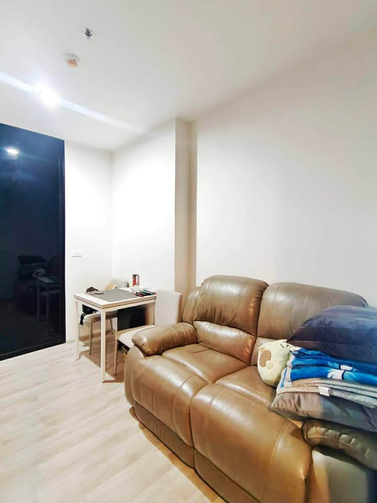 ขายคอนโดพระราม 9 เพชรบุรีตัดใหม่ RCA : ขายคอนโด Niche Mono Mega Space Bangna  ราคา 2,970,000 บาท [MKs260316]