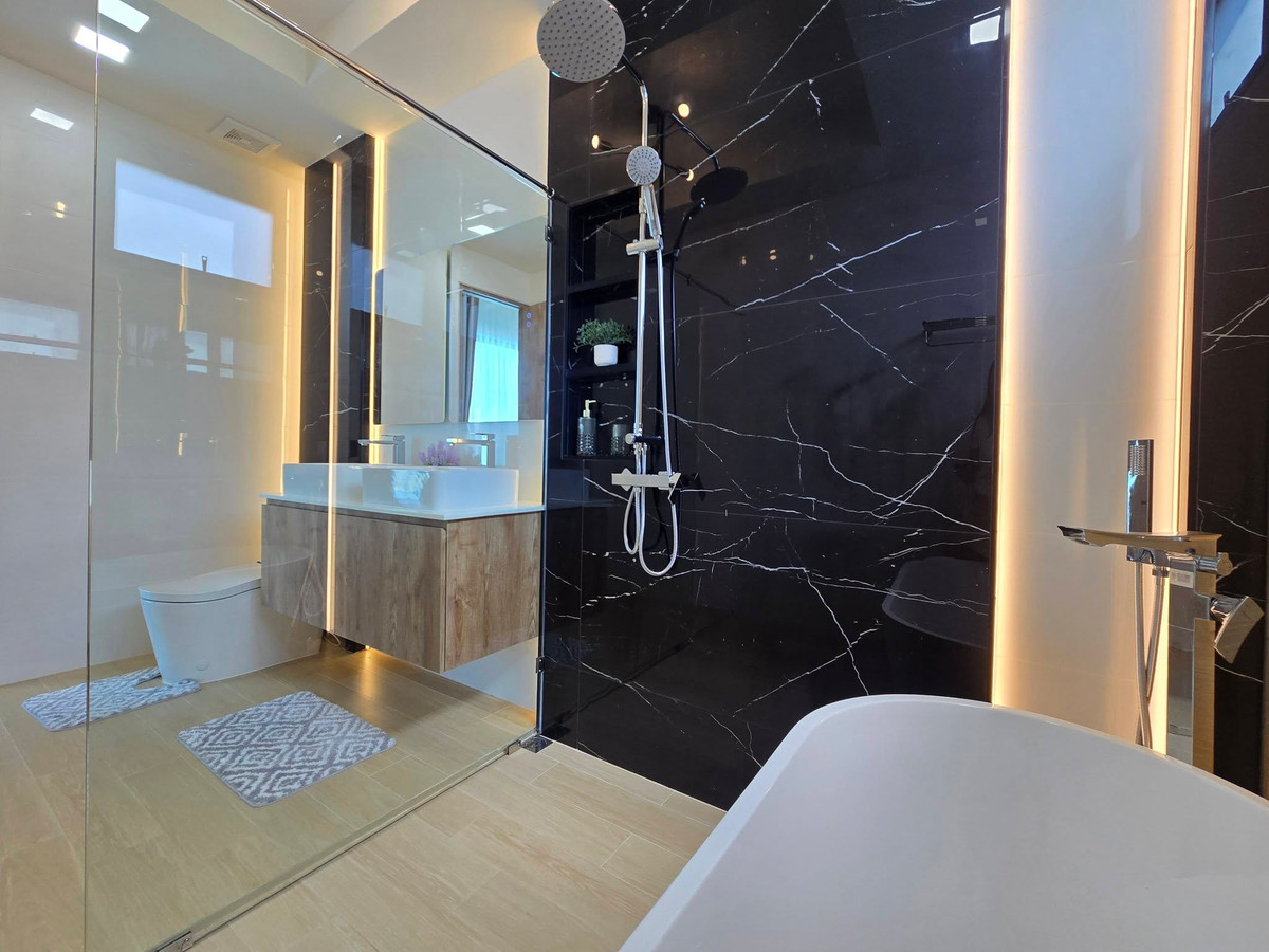 ขายบ้านพัทยา บางแสน ชลบุรี สัตหีบ : เดอะ ไพรเวท พูลวิลล่า พัทยา / 5 ห้องนอน (ขาย), The Private Pool Villa Pattaya / 5 Bedrooms (FOR SALE) BEWN152