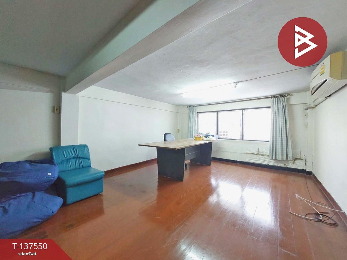 For SaleShop HouseBang kae, Phetkasem : Commercial building for sale, 4 and a half floors, Soi Phetkasem 46, Bangkok, near Seacon Bang Khae.