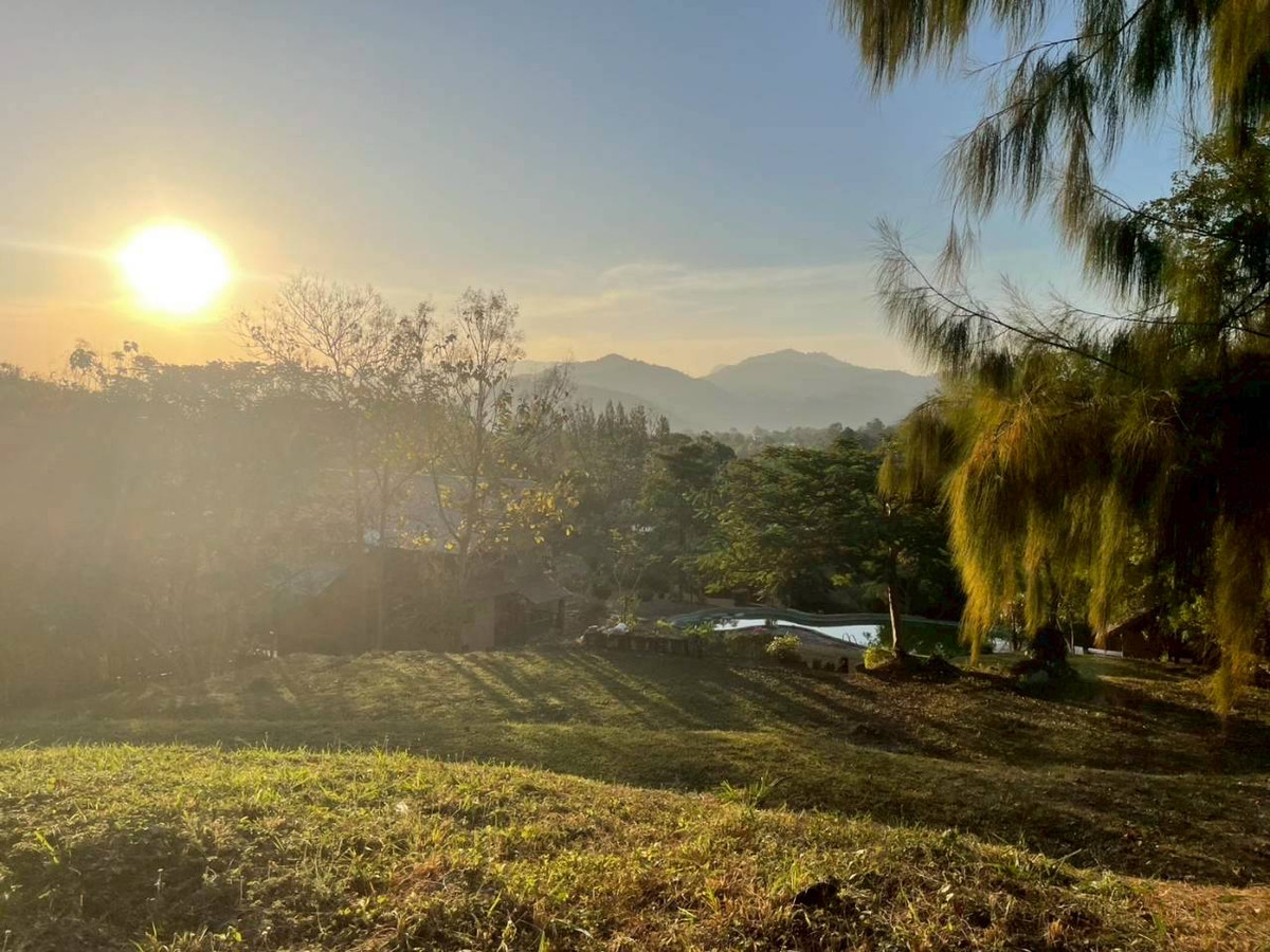 ขายที่ดินสระบุรี : 96309 - ขายที่ดินพร้อมบ้านไม้สัก มวกเหล็ก สระบุรี วิวธรรมชาติ ใกล้สนามกอล์ฟ