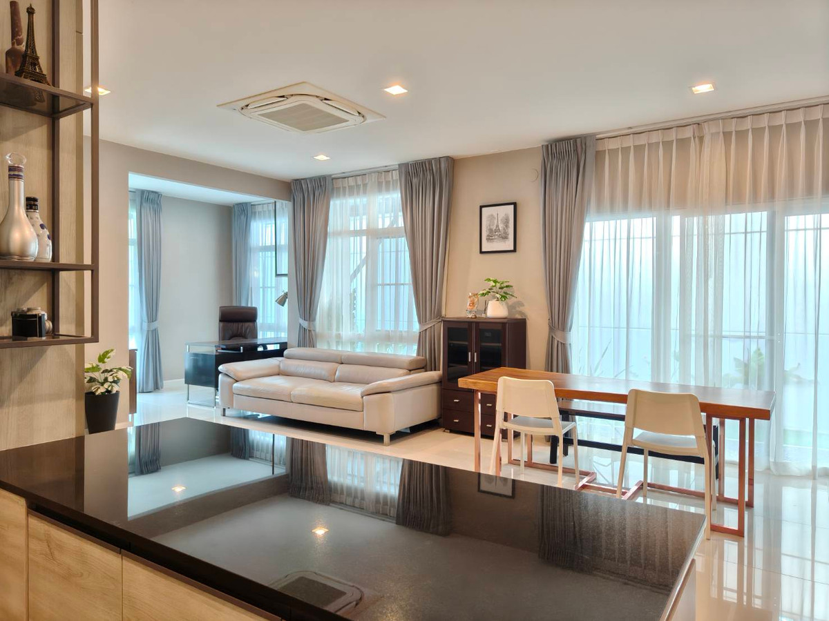 For RentHouseBangna, Bearing, Lasalle : Single-Detached House for Rent: Mantana 2 Bangna Km.7 near Mega Bangna