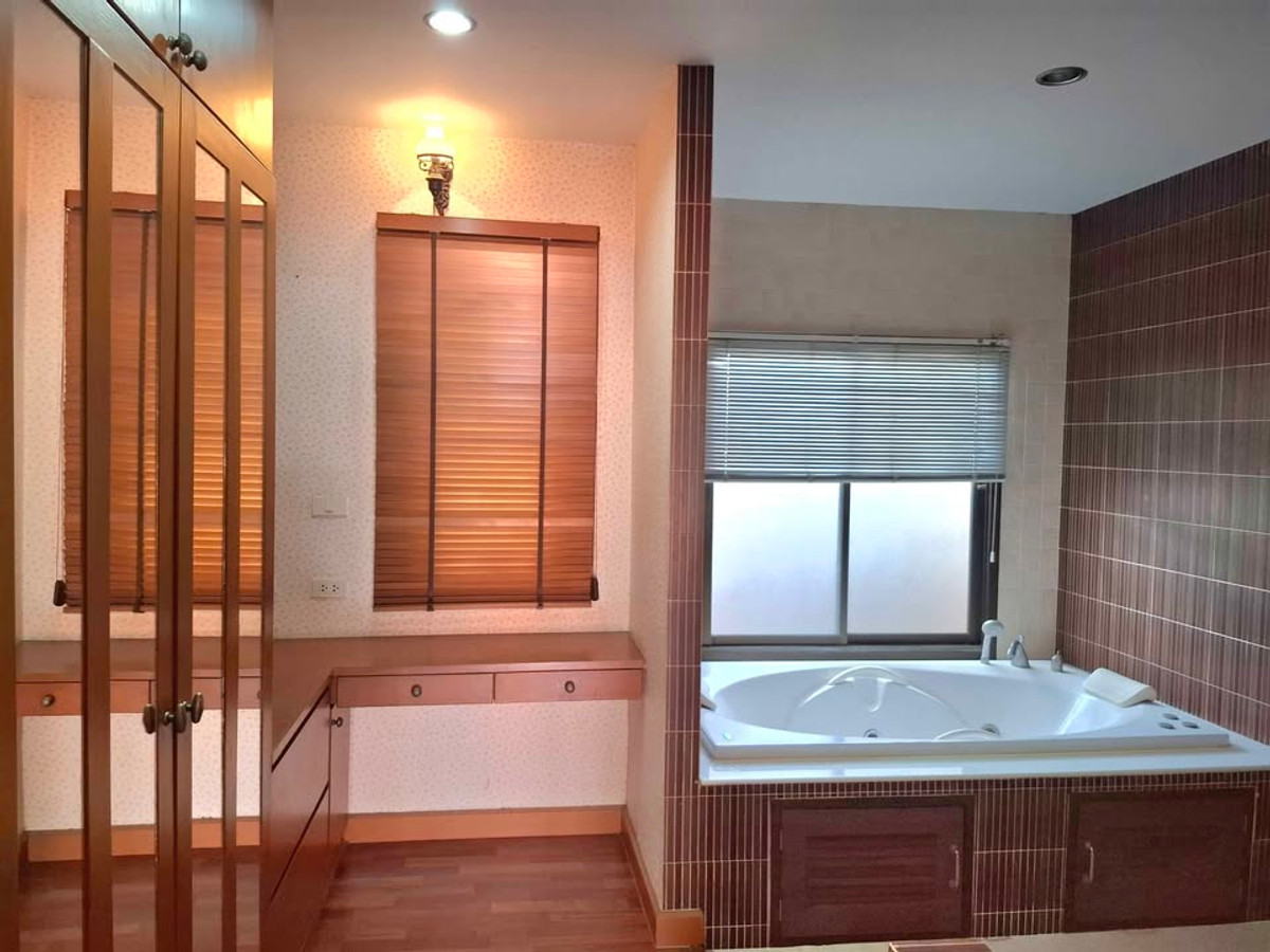 For RentHouseNonthaburi, Bang Yai, Bangbuathong : Single house Ratchapruek - Kanjana Bang Yai