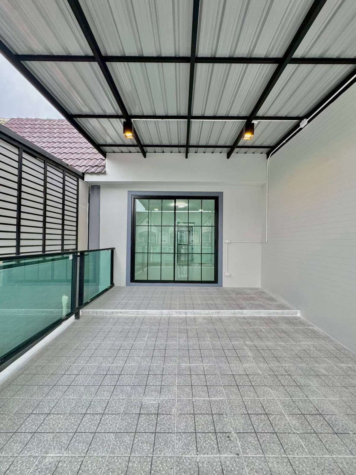 For SaleTownhomeNonthaburi, Bang Yai, Bangbuathong : For Sale Townhouse/Townhome , Tawanna Village , high floor , Bang Kraso , Mueang Nonthaburi , Nonthaburi , CX-150069