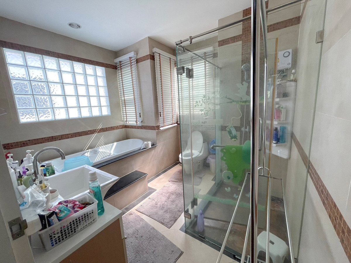 For SaleHouseNawamin, Ramindra : Grand Bangkok Boulevard Ratchada - Ramindra / 5 bedrooms (For Sale), Grand Bangkok Boulevard Ratchada - Ramindra / 5 Bedrooms (FOR SALE) MNT051