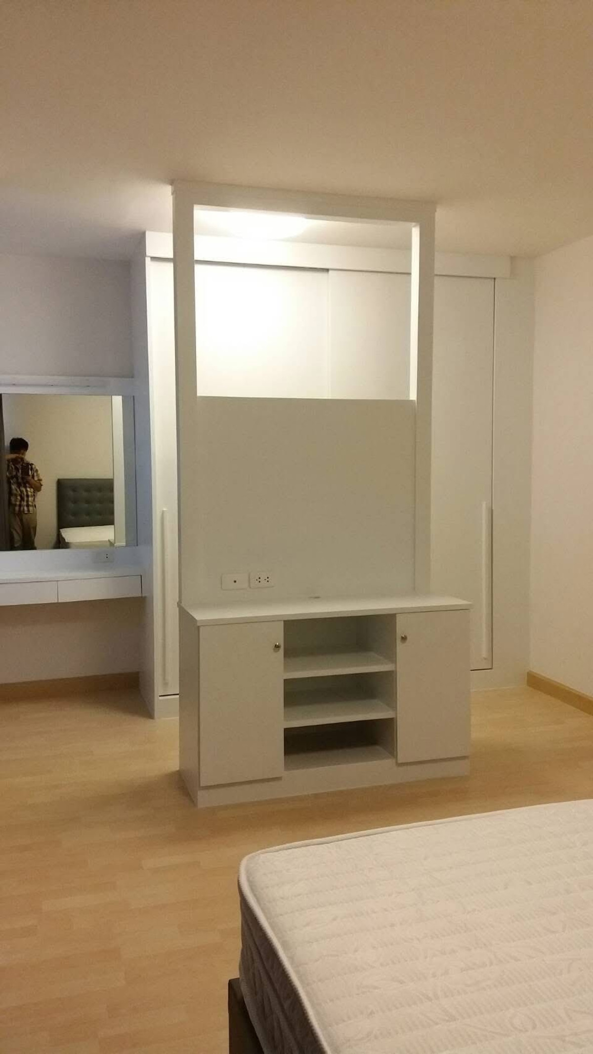 For RentTownhomePattanakan, Srinakarin : House for rent in Pattanakarn Near On Nut BTS, Suan Luang District, 2-story townhome, 3 bedrooms, 2 bathrooms, 2 parking spaces.