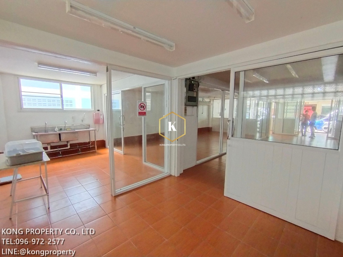 For RentWarehouseBang kae, Phetkasem : Factory for rent, food production, cosmetics production, Phetkasem 69, Nong Khaem, Bangkok