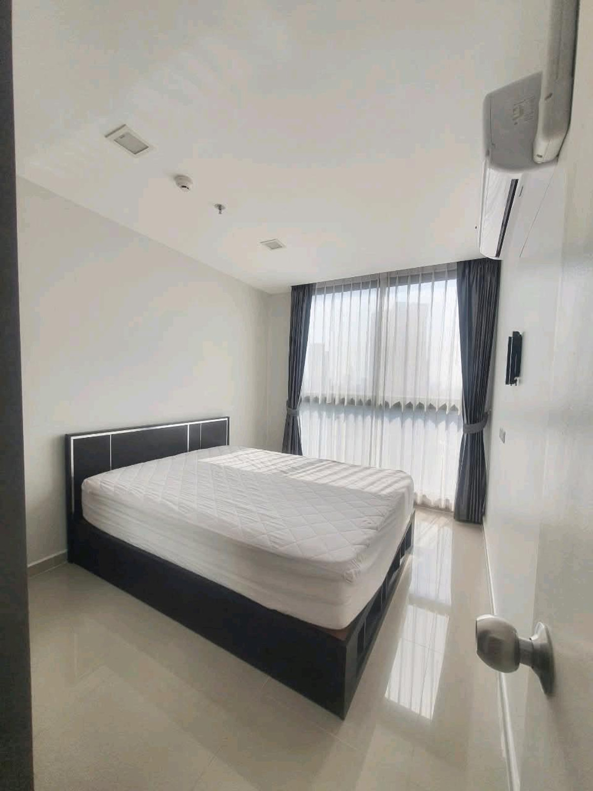 ให้เช่าคอนโดท่าพระ ตลาดพลู วุฒากาศ : 🔥 **FOR RENT: PE:LA CONDO WUTTHAKAT (BTS WUTTHAKAT)**